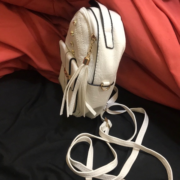 Backpack - Picture 2 of 2